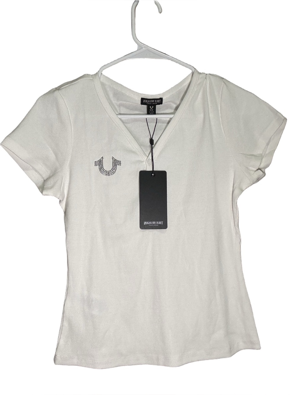 True Religion White Short Sleeve V-Neck Tee with Rhinestone Horseshoe